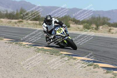 media/Oct-05-2025-CVMA (Sun) [[beeef4f201]]/Race 3-Amateur Supersport Middleweight/